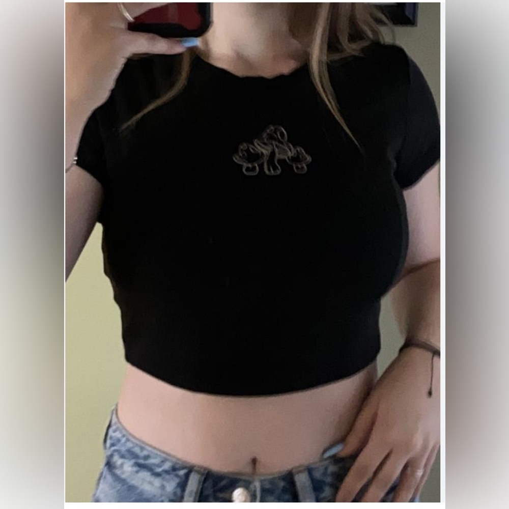 Garage Stormi Cropped Tee Black Mushroom Embroidered Graphic Size M